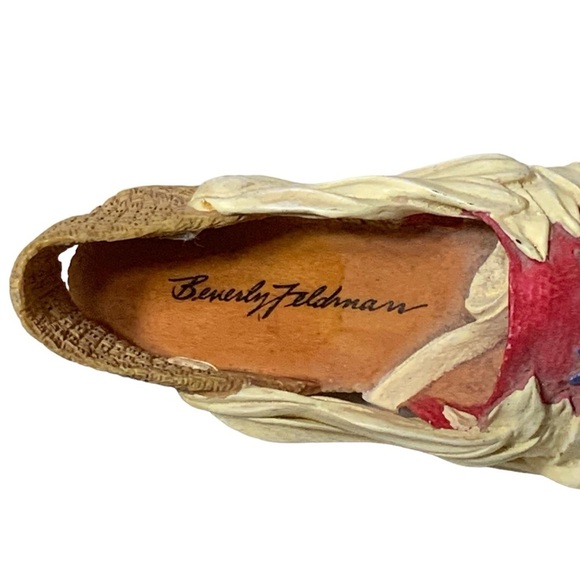 Just The Right Shoe Vintage Espadrille Pacha Collectible Mini High Heel Shoe - Picture 7 of 16